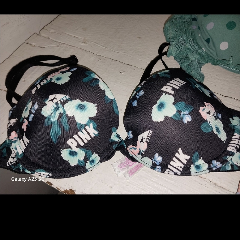 Victoria Secret Bra Bundle
